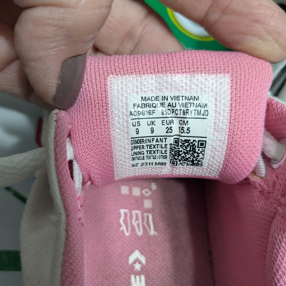Converse Pink Sneakers Soft Lining QR Code